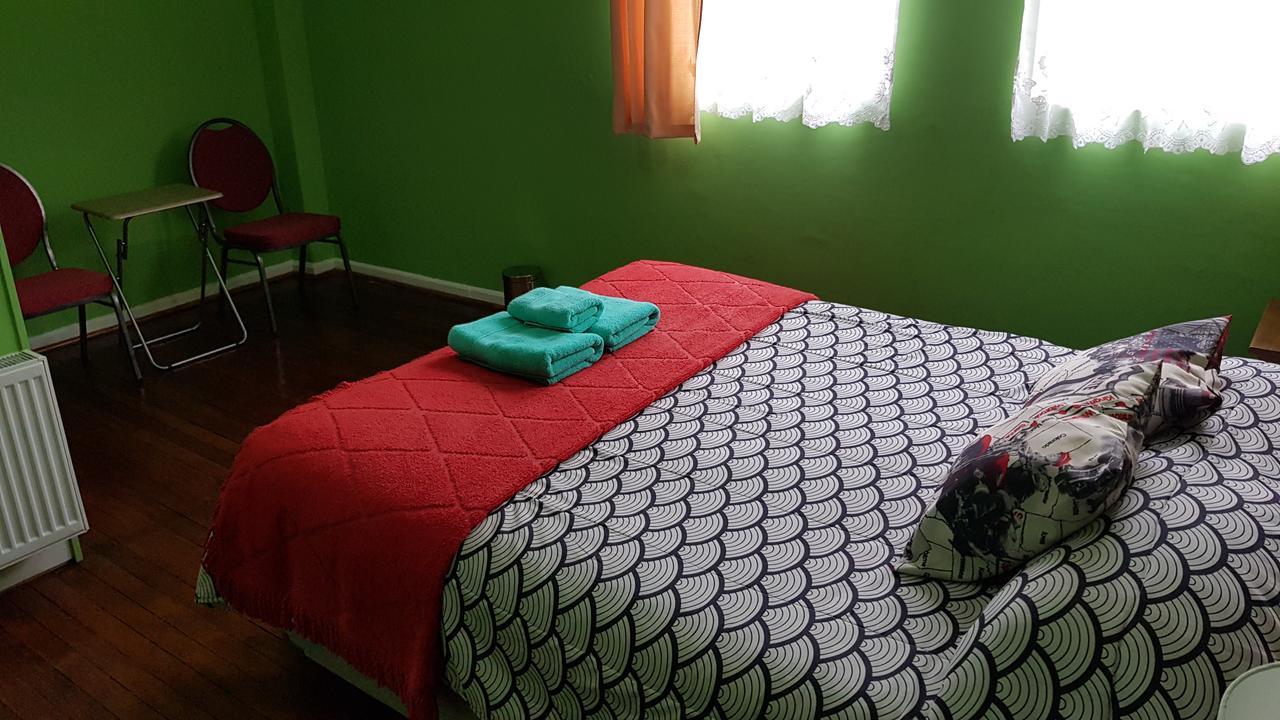 Hostal Viajeros Punta Arenas Exterior photo